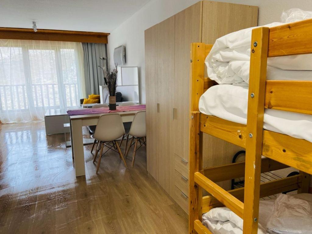 Mikka Frontera Family 337 Apartamento